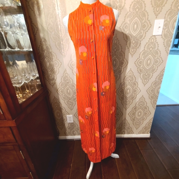 Dresses & Skirts - Orange Floral Maxi Dress